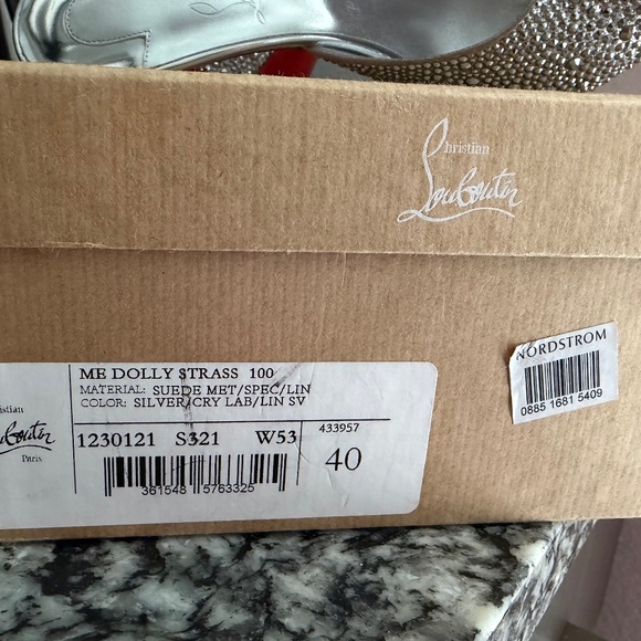 Christian Louboutin - Me Dolly - Picture 5 of 6